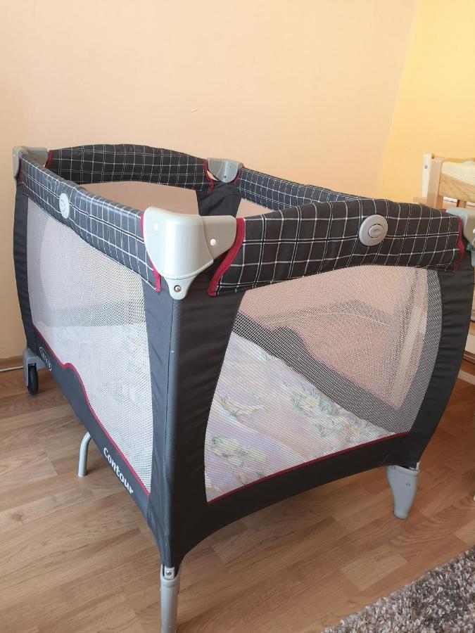 Orosháza Natasa Apartman מראה חיצוני תמונה
